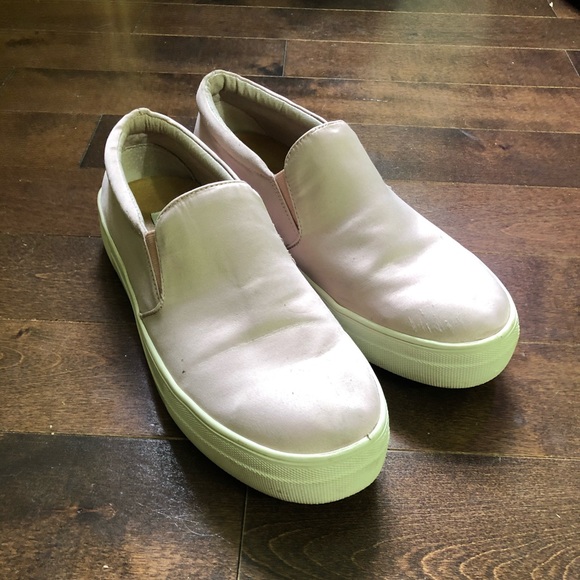 Steve Madden light pink shoes - Picture 2 of 4
